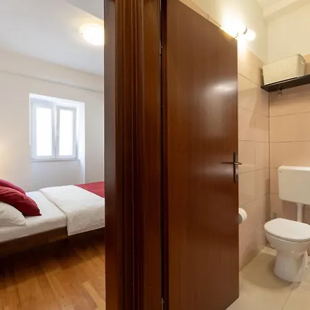 Old Town Patio Split