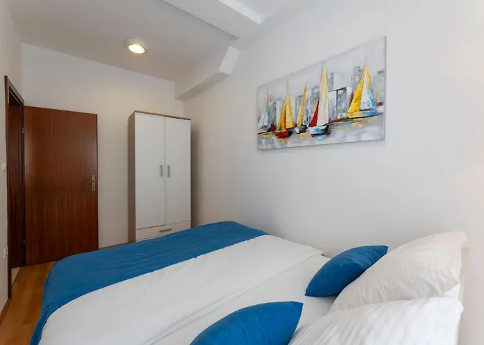 Old Town Patio Апартаменти